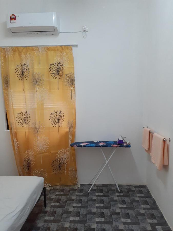 Homestay Idaman B B With 2 Room Aircond 2 Quen Bed And Not Sharing Room -Privacy Kuala Terengganu Exteriér fotografie