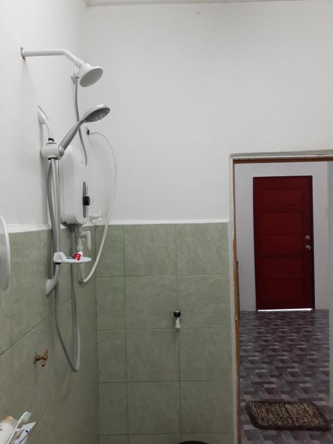 Homestay Idaman B B With 2 Room Aircond 2 Quen Bed And Not Sharing Room -Privacy Kuala Terengganu Exteriér fotografie