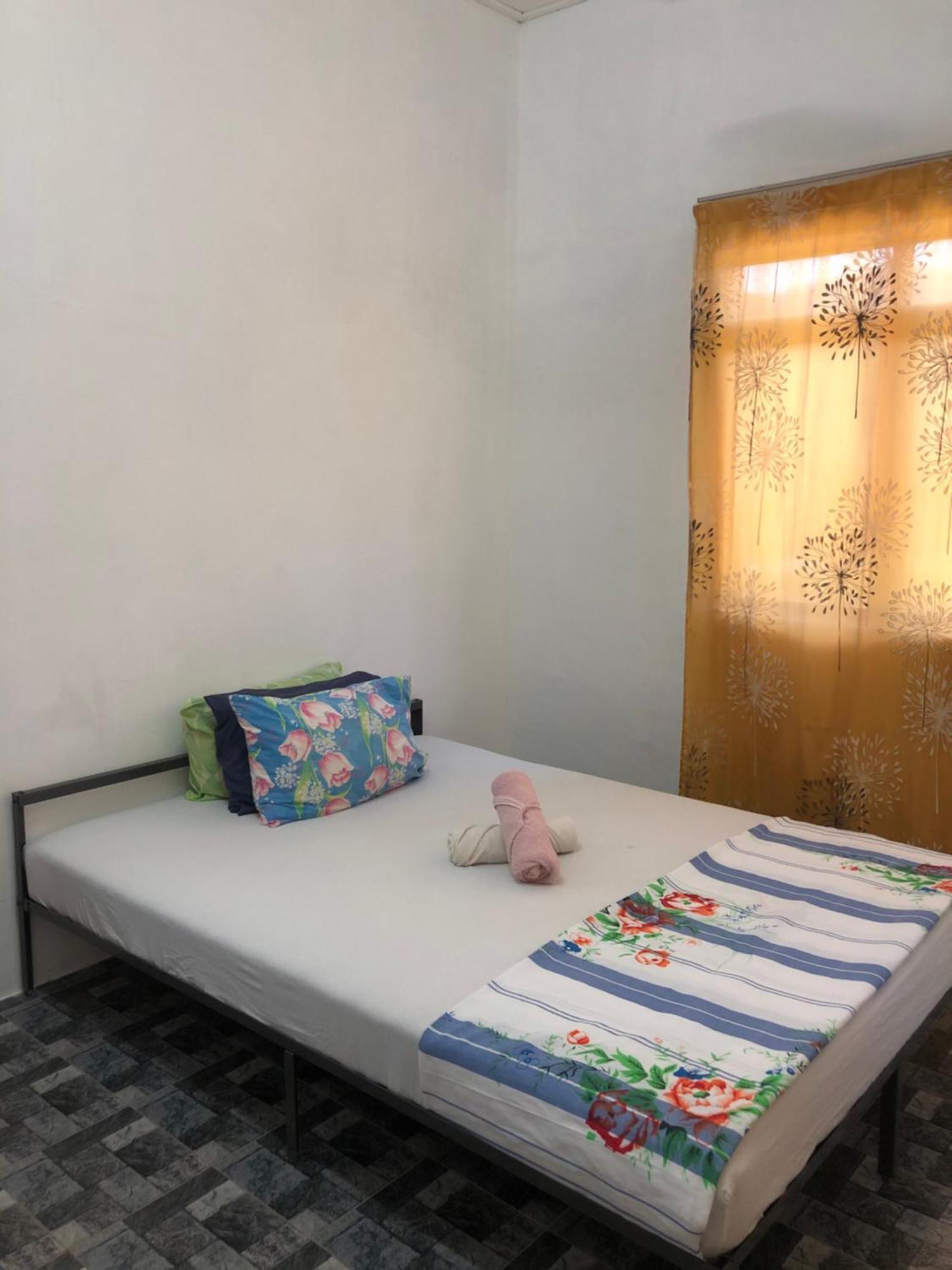 Homestay Idaman B B With 2 Room Aircond 2 Quen Bed And Not Sharing Room -Privacy Kuala Terengganu Exteriér fotografie