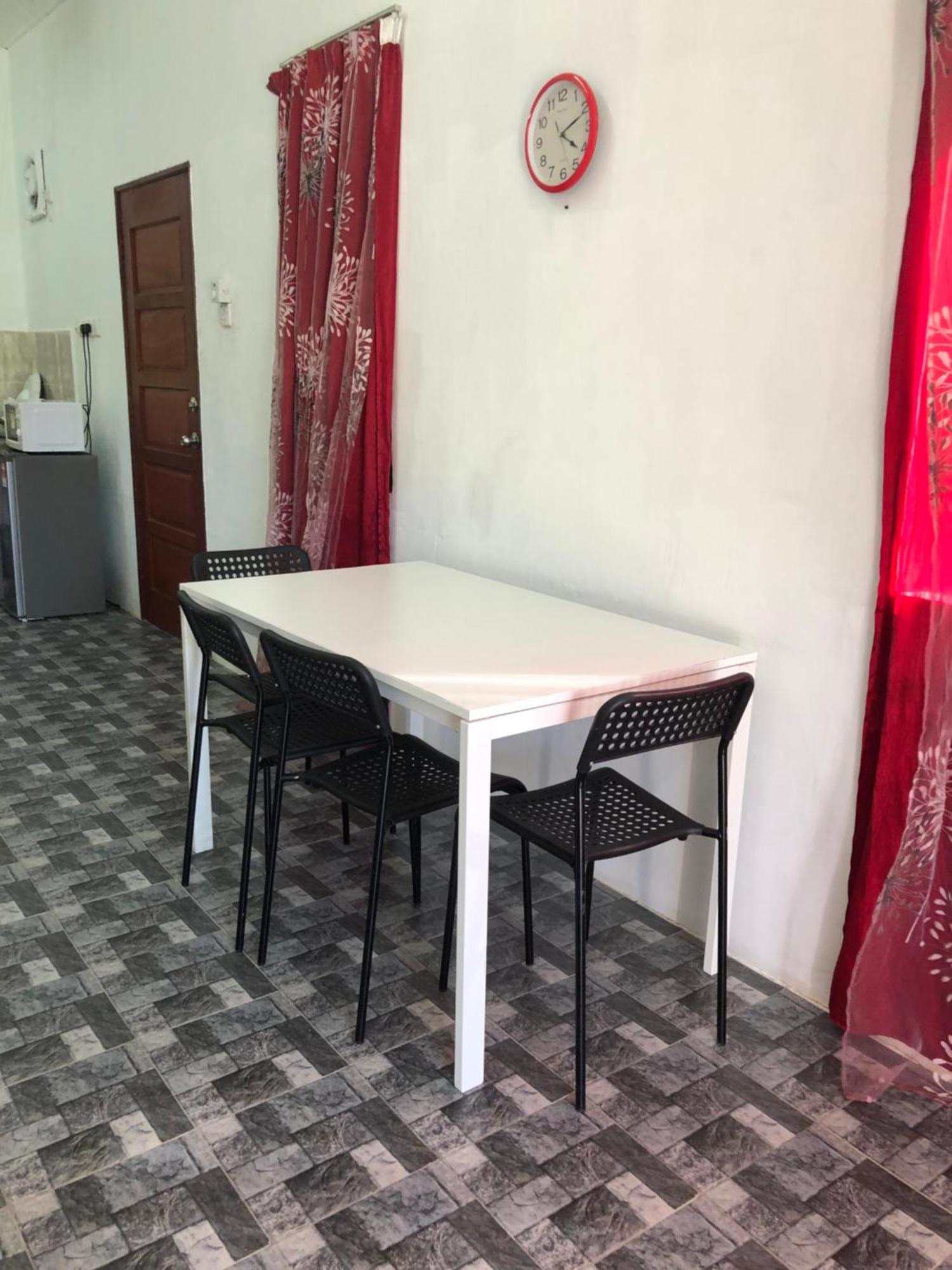 Homestay Idaman B B With 2 Room Aircond 2 Quen Bed And Not Sharing Room -Privacy Kuala Terengganu Exteriér fotografie